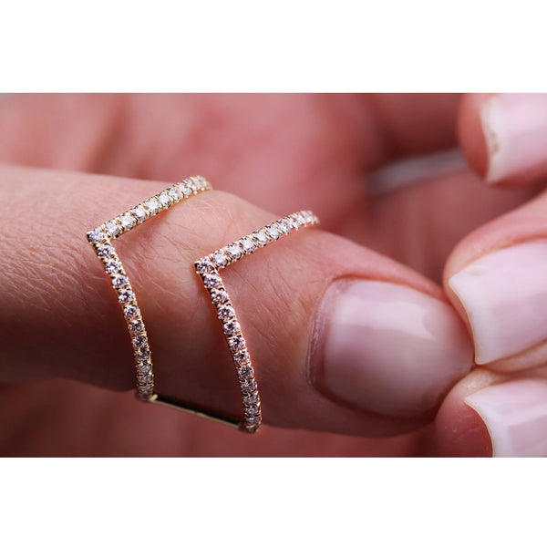 V Shape Ring in Gold with Diamonds