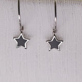 טבעת V משובצת זהב משובצת ביהלום משובצת ב-Pear &amp; Pave