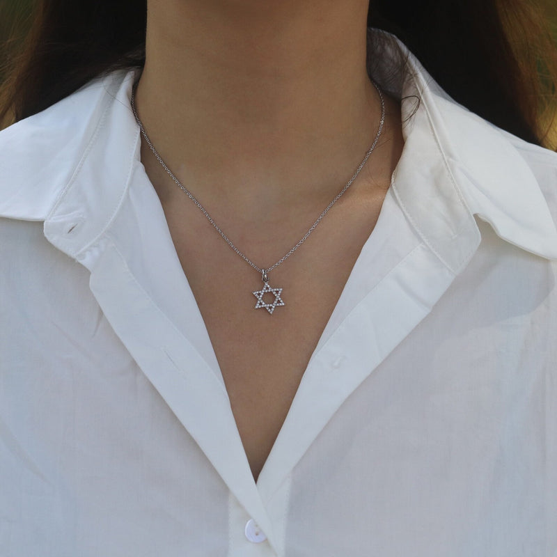 Star Of David  Necklace in Gold with Diamonds