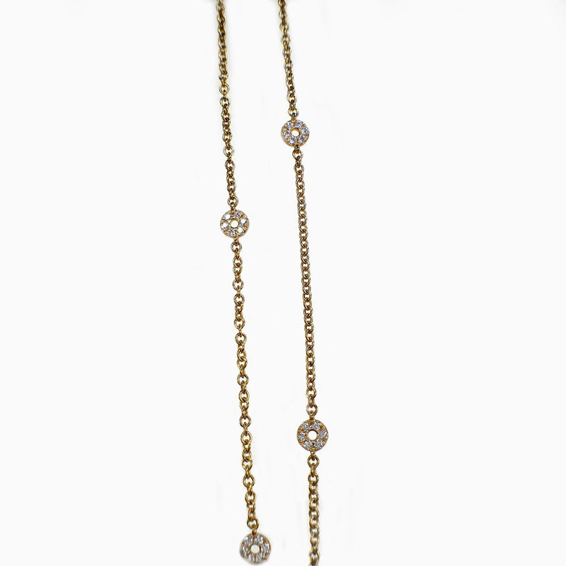 Round Necklace in Gold with Diamonds