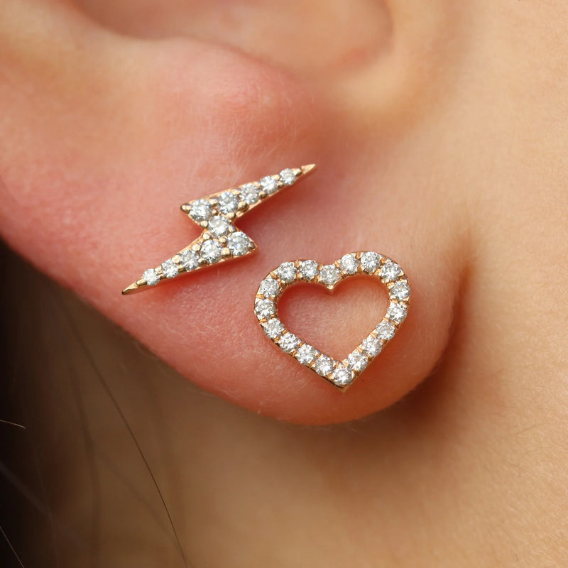Pair Flash Earrings in Gold with Diamonds