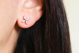 טבעת V משובצת זהב משובצת ביהלום משובצת ב-Pear &amp; Pave