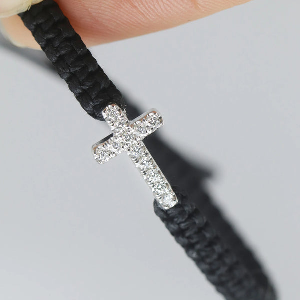 Cross Bracelet in Gold with Diamond