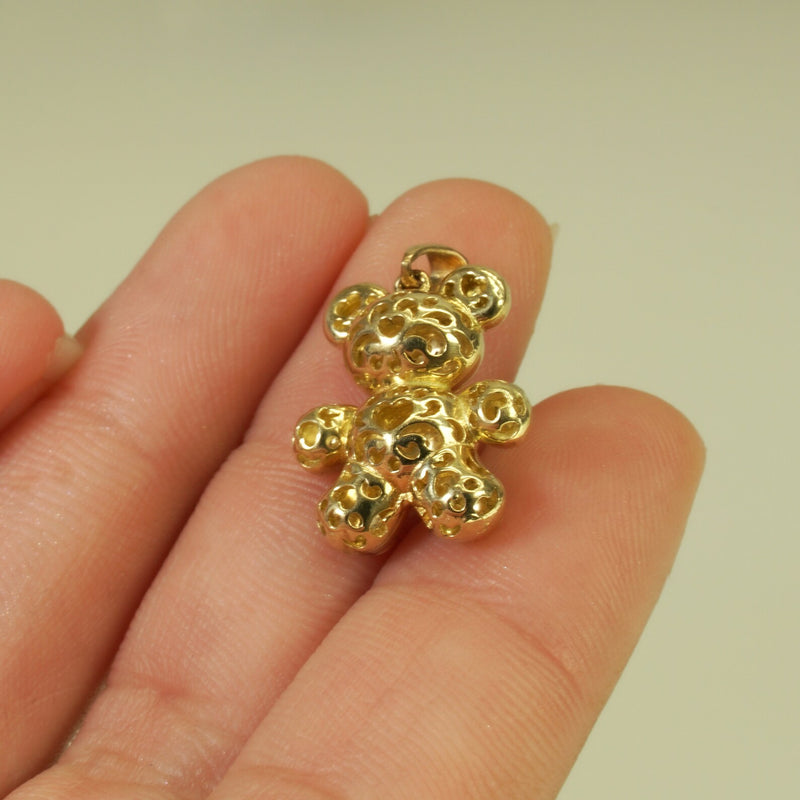 Teddy Bear Pendant in Gold with Diamonds