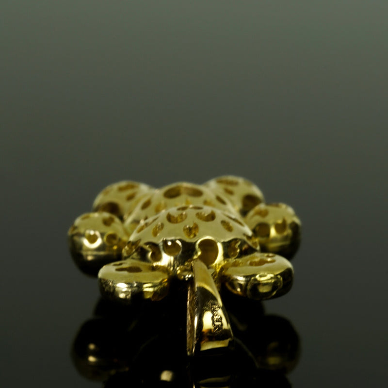 Teddy Bear Pendant in Gold with Diamonds