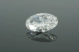 טבעת V משובצת זהב משובצת ביהלום משובצת ב-Pear &amp; Pave