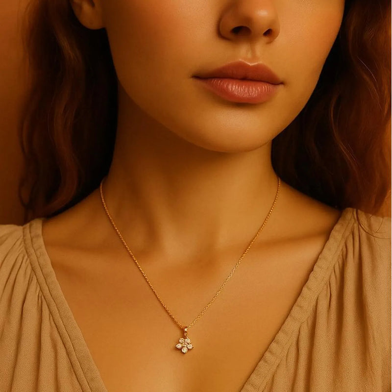 Flower Round Shape Necklace in Gold with Diamonds
