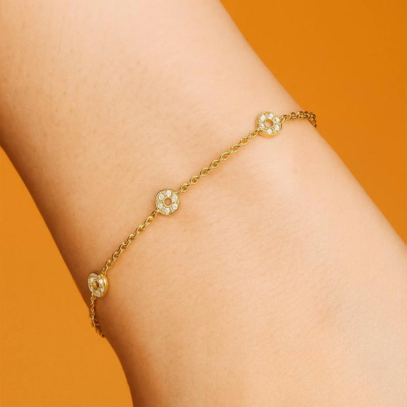 Dainty Micro-Pavé Disc Chain in Gold with Diamond