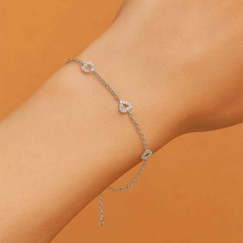 Heart Bracelet in Gold with Diamond