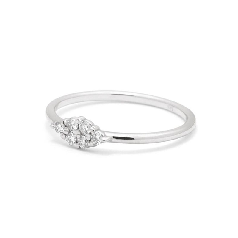 Round Ring in Gold with Diamonds
