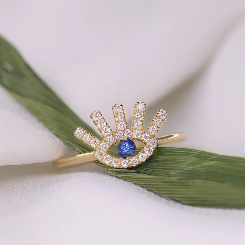 Evil Eye Ring in Gold with Diamonds